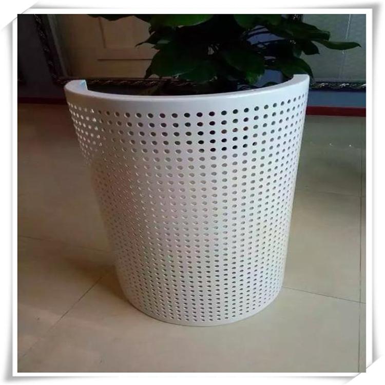 沖孔包柱鋁單板